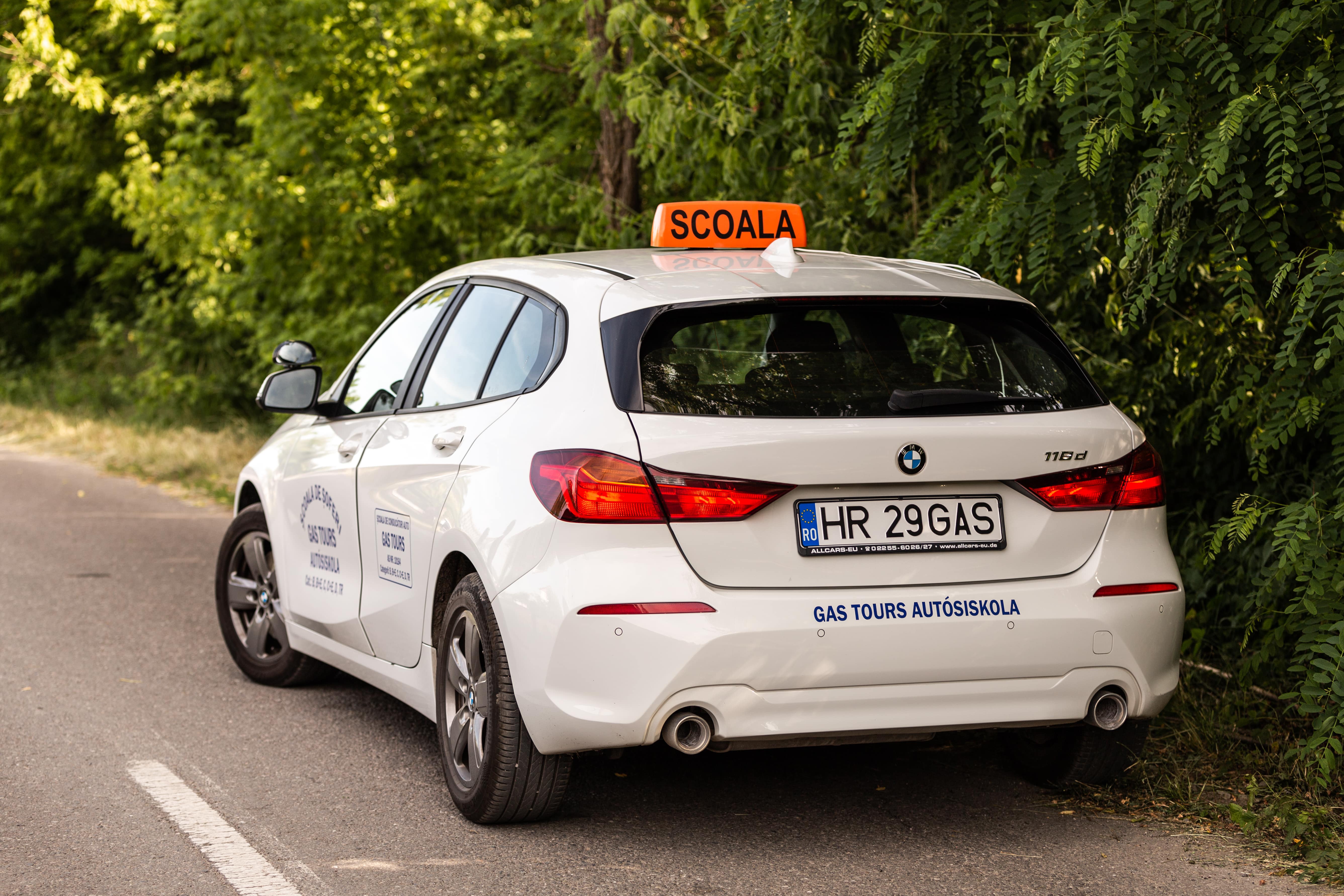BMW series 1 Back Gas Tours