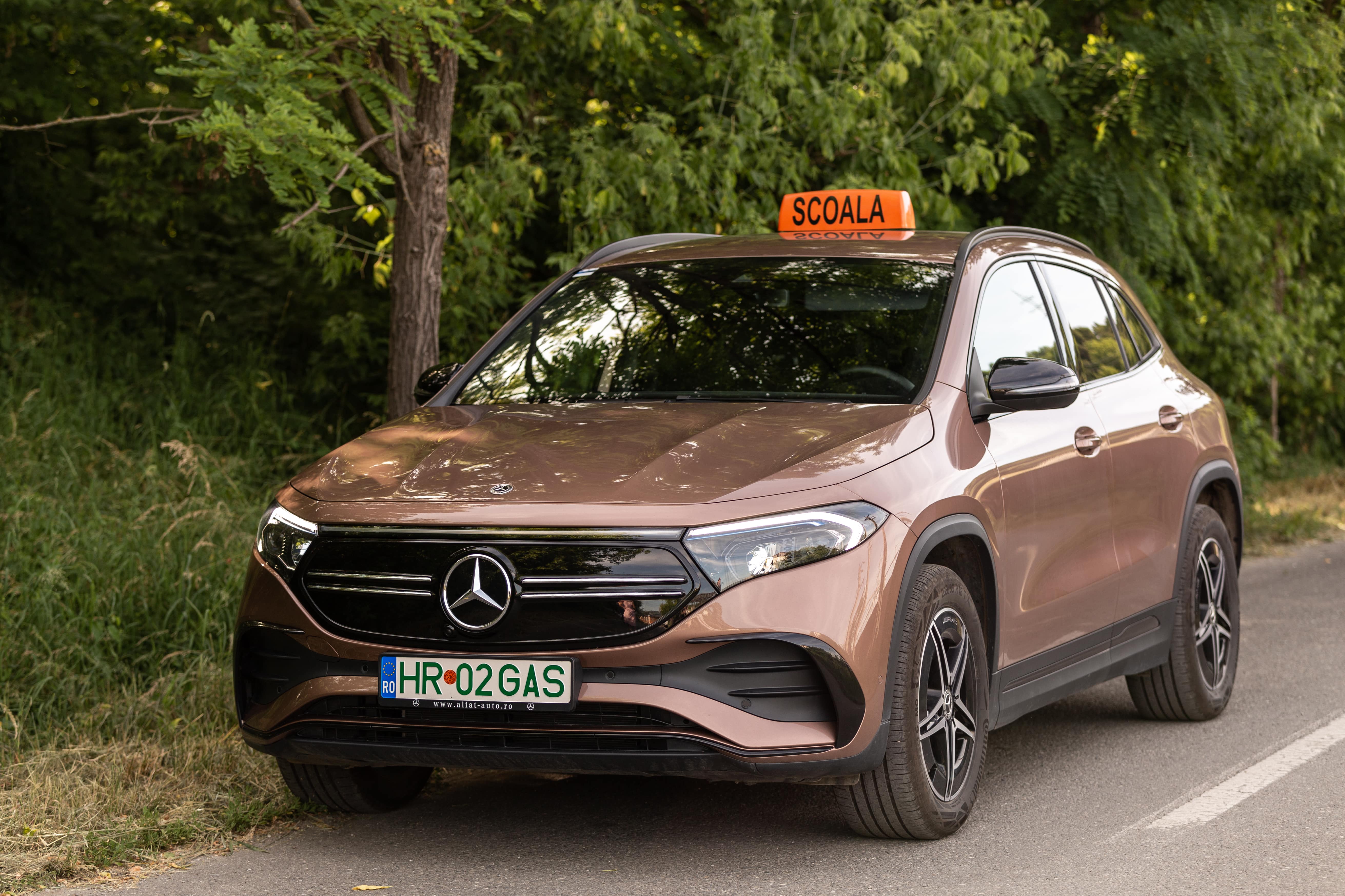 Mercedes EQA Gas Tours
