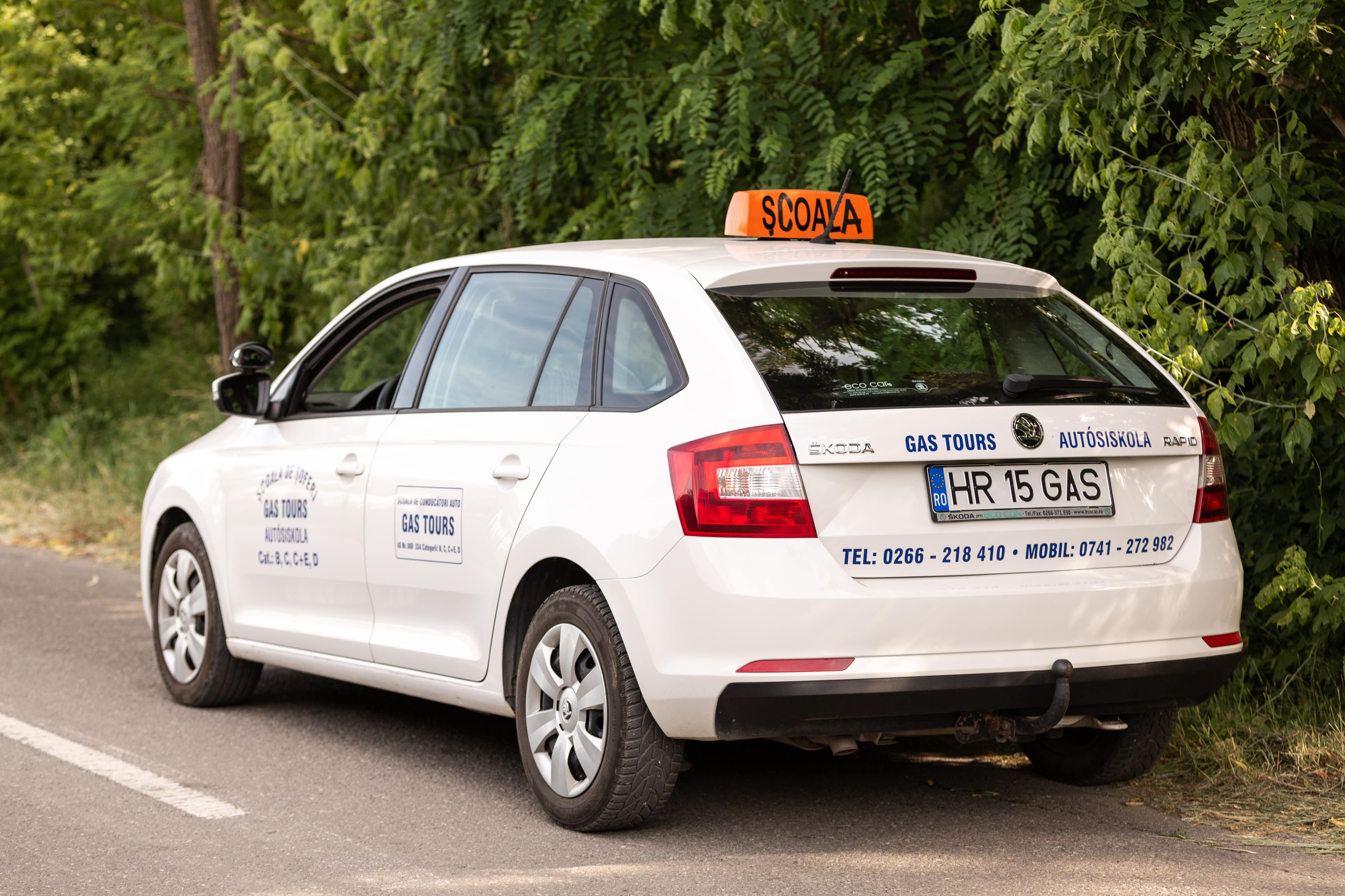 Skoda Rapid Back Gas Tours